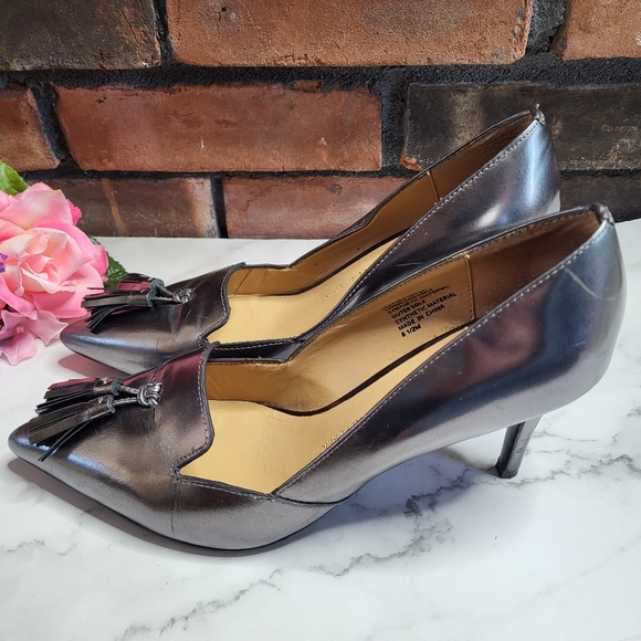 Banana Republic Metallic Gun Metal Gray Tasseled Heels - Picture 2 of 13